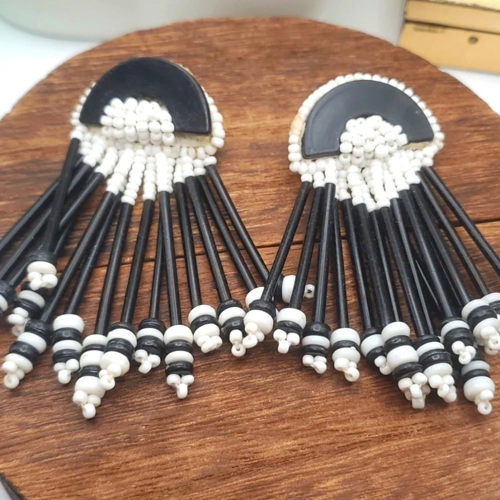 Native seed beaded intricate‎ well made tassel earrings E330
